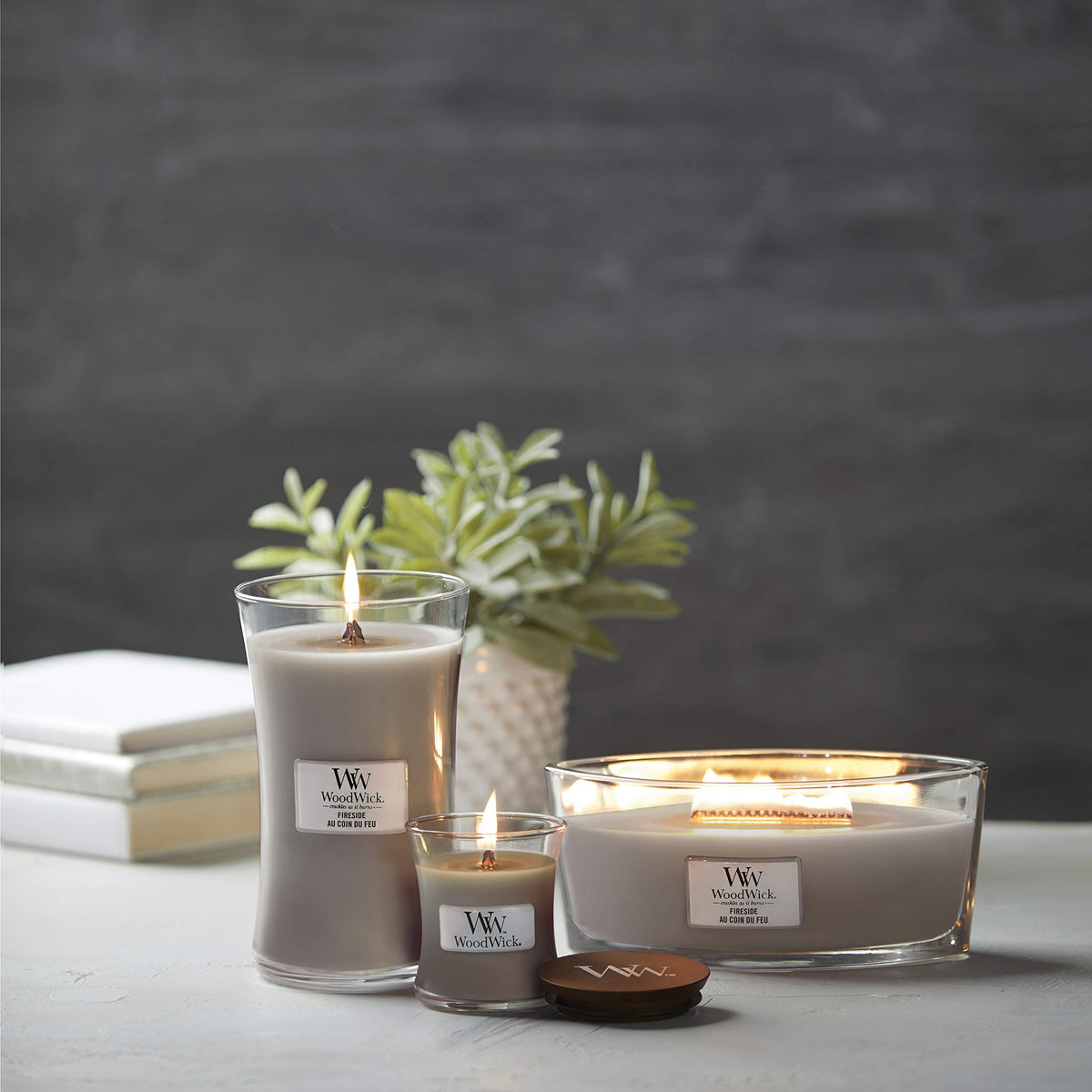 Large Scented Candle with Crackling Wick I149