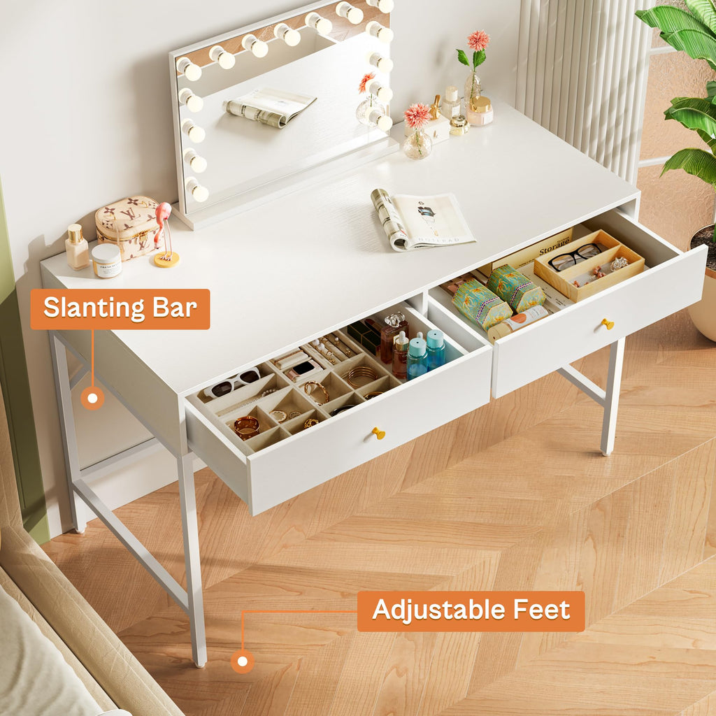 White Vanity Desk with Drawers U662877